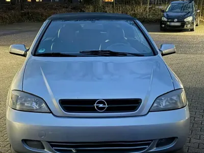 Gebraucht Opel Astra 101 PS (74 kW) 2002 Silber Cabrio