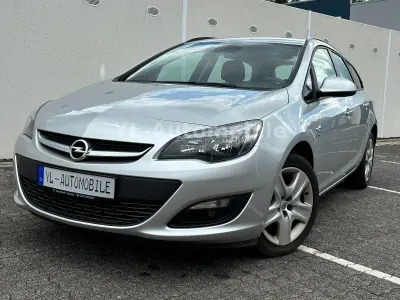 Gebraucht Opel Astra Energy 120 PS (88 kW) 2015 Silber Kombi