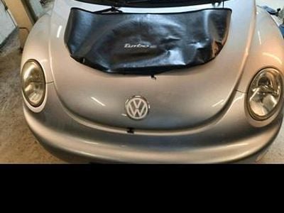 Second-hand VW New Beetle 150 CP (110 kW) 2001 Argintiu Hatchback