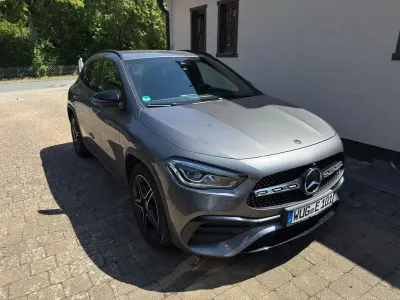 Gebraucht Mercedes GLA250 AMG line 224 PS (164 kW) 2021 SUV