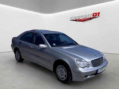 Usata Mercedes C180 129 CV (94 kW) 2000 Argento Berlina