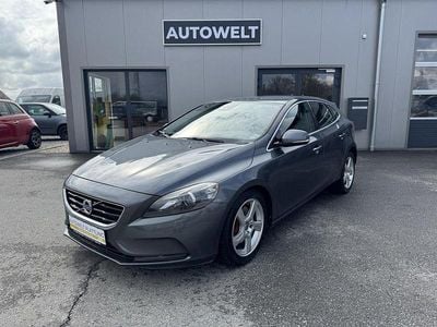 Gebraucht Volvo V40 Summum 177 PS (130 kW) 2014 Grau Limousine