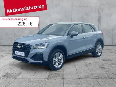 Neu Audi Q2 Advanced 150 PS (110 kW) 2026 Grau SUV