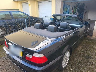 Schwarz Gebraucht 2003 BMW 318 Cabriolet Cabrio | 6.000 €