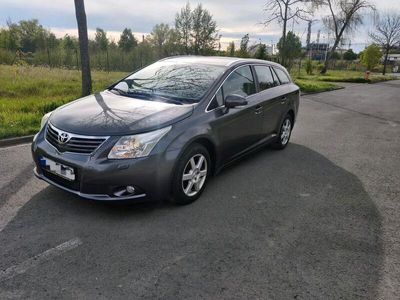 gebraucht Toyota Avensis Kombi 1.8 Benzin T27