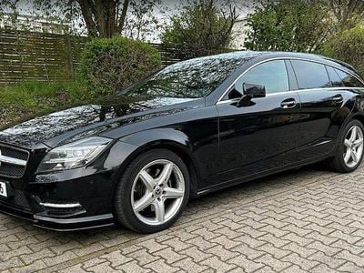 Schwarz Gebraucht 2013 Mercedes CLS350 Shooting Brake AMG Kombi | 14.100 € (Fairer Preis)