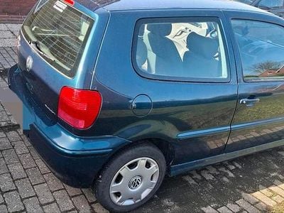 Gebraucht VW Polo 60 PS (44 kW) 2001 Grün Kleinwagen