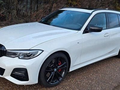 Weiß Gebraucht 2020 BMW 320 M Sport Kombi | 26.300 € (Fairer Preis)