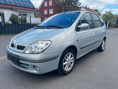 Usata Renault Scénic 107 CV (78 kW) 2002 Argento Monovolume