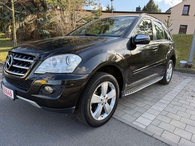 Gebraucht Mercedes ML300 190 PS (139 kW) 2010 SUV