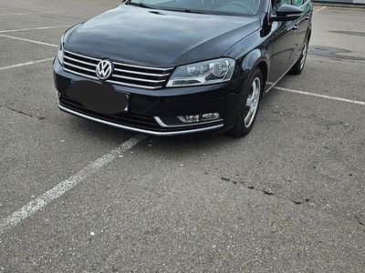 Gebraucht VW Passat Highline 160 PS (117 kW) 2011 Schwarz Kombi