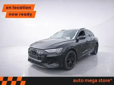 Gebraucht Audi e-tron S-Line 300 kW (408 PS) 2023 Mythosschwarz metallic SUV