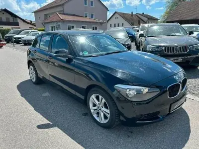 Gebraucht BMW 116 136 PS (100 kW) 2012 Schwarz Kleinwagen
