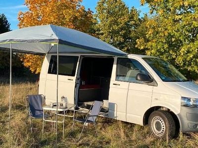 Gebraucht VW T5 R 102 PS (75 kW) 2013 Weiß Van