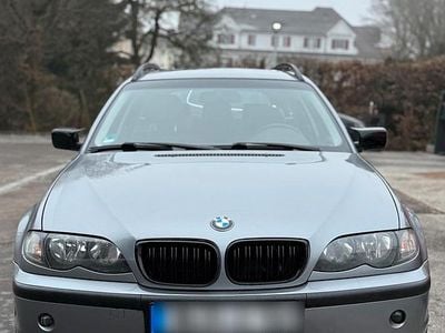 Grau Gebraucht 2005 BMW 320 Kombi | 2.780 € (Superpreis)