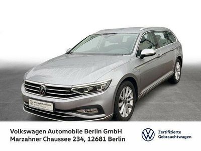 Silber Gebraucht 2020 VW Passat Elegance Kombi | 24.630 € (Etwas zu teuer)