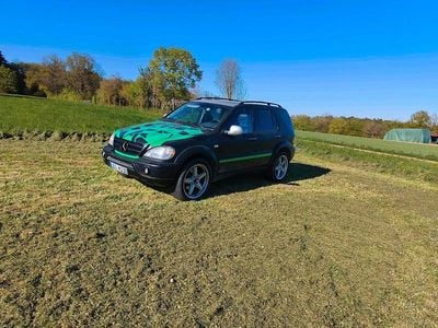Gebraucht Mercedes ML55 AMG 347 PS (255 kW) 2002 Schwarz SUV