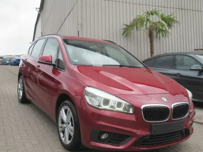 Gebraucht BMW 218 Active Tourer Advantage 136 PS (100 kW) 2017 Rot Van / Kleinbus
