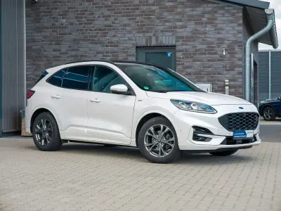 Gebraucht Ford Kuga ST-Line X 150 PS (110 kW) 2022 Weiß SUV