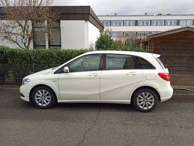 Mercedes B180