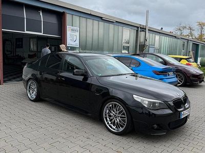 Gebraucht BMW 525 M Sport 177 PS (130 kW) 2004 Schwarz Limousine