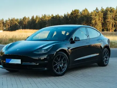 Gebraucht Tesla Model 3 Long Range AWD 366 kW (498 PS) 2022 Schwarz Limousine