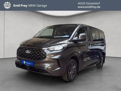 Gebraucht Ford Tourneo Titanium 136 PS (100 kW) 2024 Grau Kombi