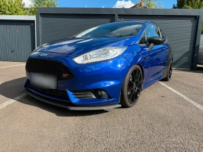 Gebraucht Ford Fiesta ST 182 PS (133 kW) 2014 Blau Kleinwagen