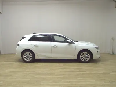 Brugt Opel Astra Edition 131 HK (96 kW) 2022 Hvid Sedan