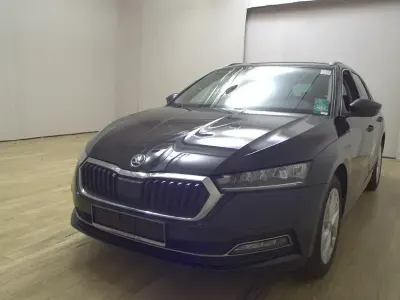 Gebraucht Skoda Octavia Style 116 PS (85 kW) 2022 Schwarzmagic perleffekt Kombi