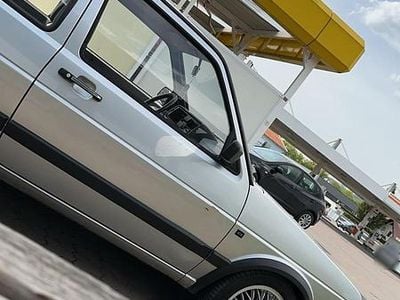 Gebraucht VW Golf GTI 90 PS (66 kW) 1991 Silber Coupé