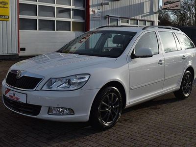 Weiß Gebraucht 2009 Skoda Octavia Ambiente Kombi | 4.190 € (Guter Preis)