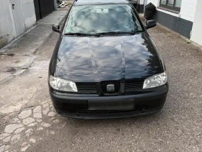 Gebraucht Seat Cordoba 75 PS (55 kW) 2000 Schwarz Kombi