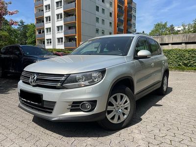 Gebraucht VW Tiguan 170 PS (125 kW) 2012 Grau SUV