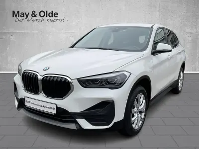Gebraucht BMW X1 Sport Line 150 PS (110 kW) 2021 Weiss SUV