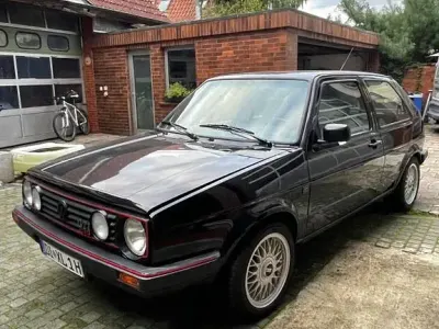 Gebraucht VW Golf II GTI 139 PS (102 kW) 1988 Schwarz Kleinwagen