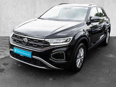 Second-hand VW T-Roc Life 150 CP (110 kW) 2025 Negru SUV