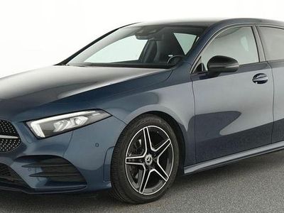 Blau Gebraucht 2021 Mercedes A180 AMG line Limousine | 22.800 € (Etwas zu teuer)