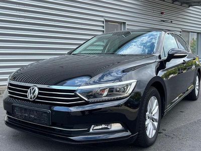 Gebraucht VW Passat Comfortline 150 PS (110 kW) 2018 Schwarz Limousine