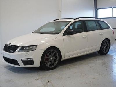 Weiß Gebraucht 2013 Skoda Octavia RS Limousine | 7.400 € (Etwas zu teuer)