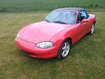 Occasion Mazda MX5 140 ch (102 kW) 1999 Rouge Cabriolet
