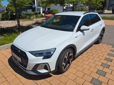 Gebraucht Audi A3 Sport 150 PS (110 kW) 2025 Weiß Limousine
