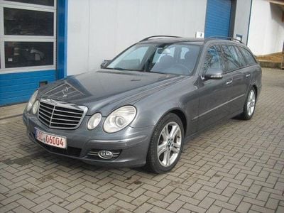 Grau Gebraucht 2006 Mercedes E280 Avantgarde Kombi | 4.499 € (Guter Preis)