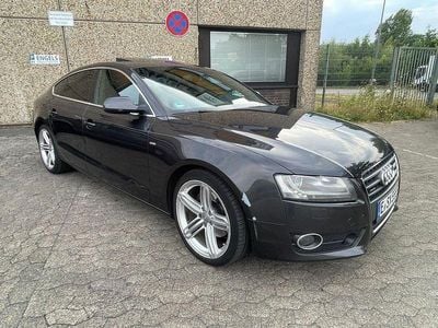 Grau Gebraucht 2011 Audi A5 Sportback S-Line Kleinwagen | 5.400 €
