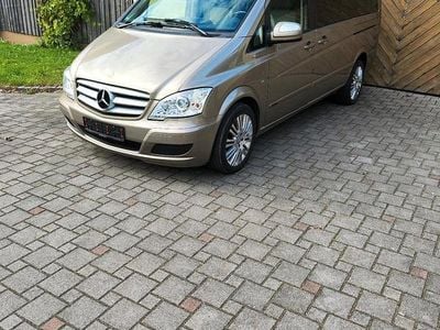 Mercedes Viano