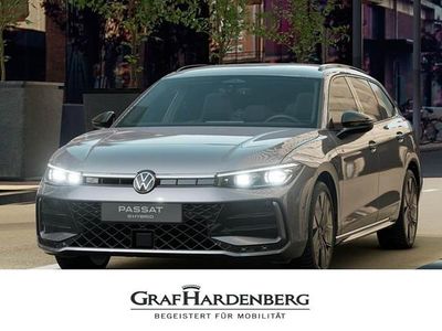 Second-hand VW Passat R-line 272 CP (200 kW) 2025 Gri Break