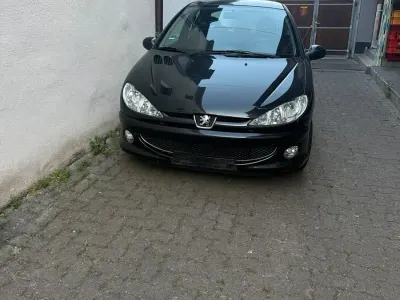 Gebraucht Peugeot 206 75 PS (55 kW) 2007 Schwarz Kleinwagen