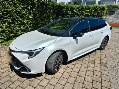 Gebraucht Toyota Corolla 140 PS (102 kW) 2025 Weiß Kombi