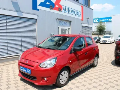 Gebraucht Mitsubishi Space Star Diamant Edition 71 PS (52 kW) 2015 Rot Limousine