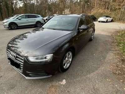 gebraucht Audi A4 Avant 2.0 TDI DPF S line Sportpaket